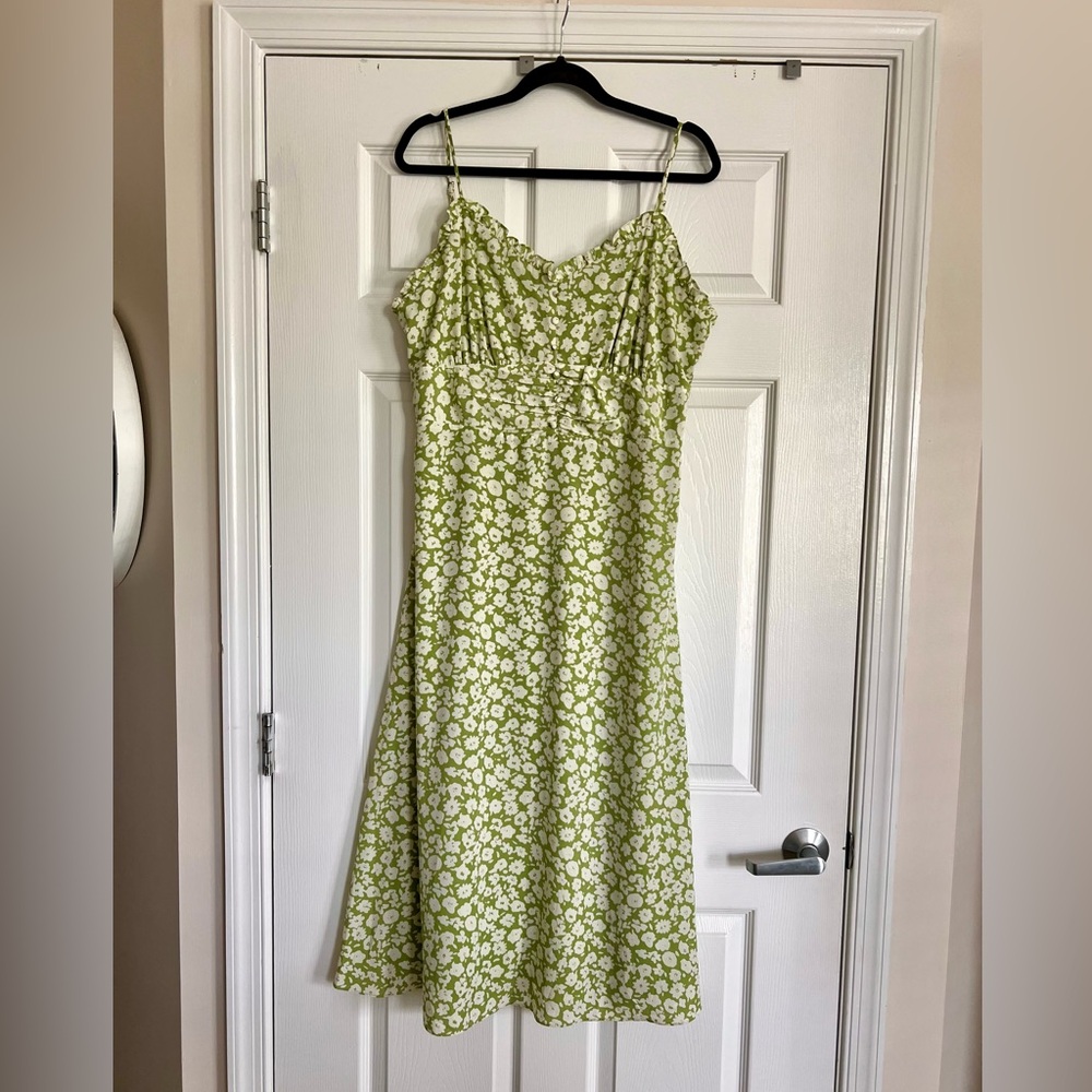 Lulu’s Floral Green Dress